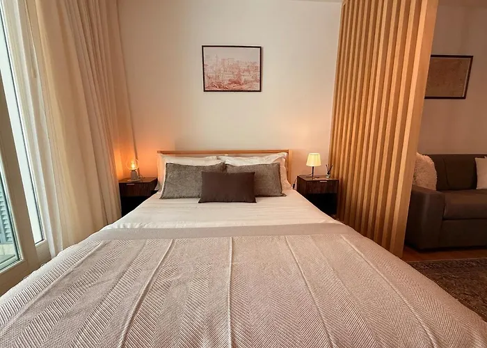 Appartamento Trastevere With A Terrace Smart Tv And Ac *